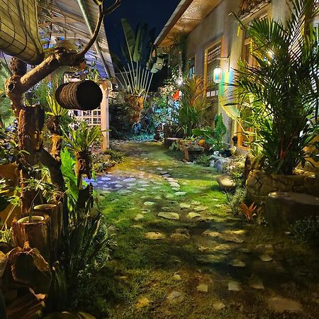 Vin Vin Hostel Убуд Екстериор снимка