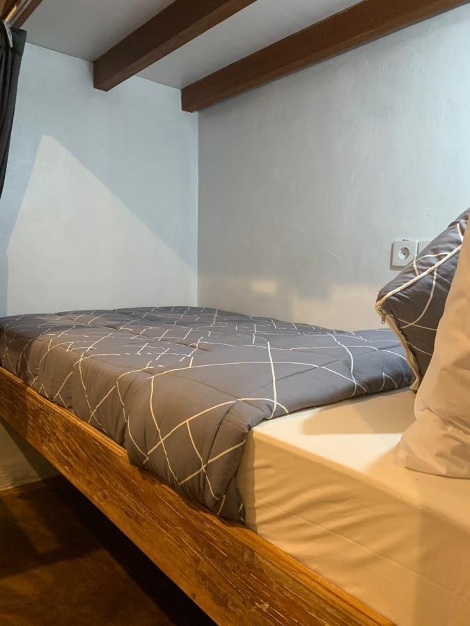 Vin Vin Hostel Убуд Екстериор снимка