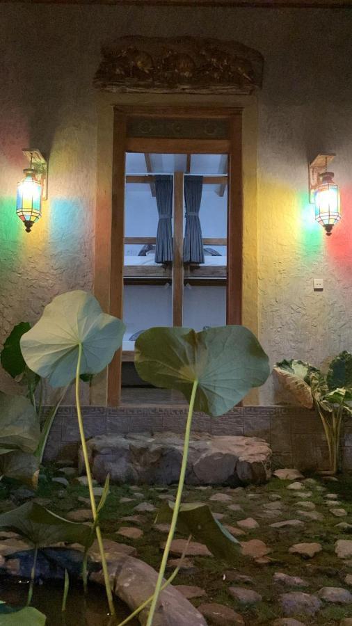 Vin Vin Hostel Убуд Екстериор снимка
