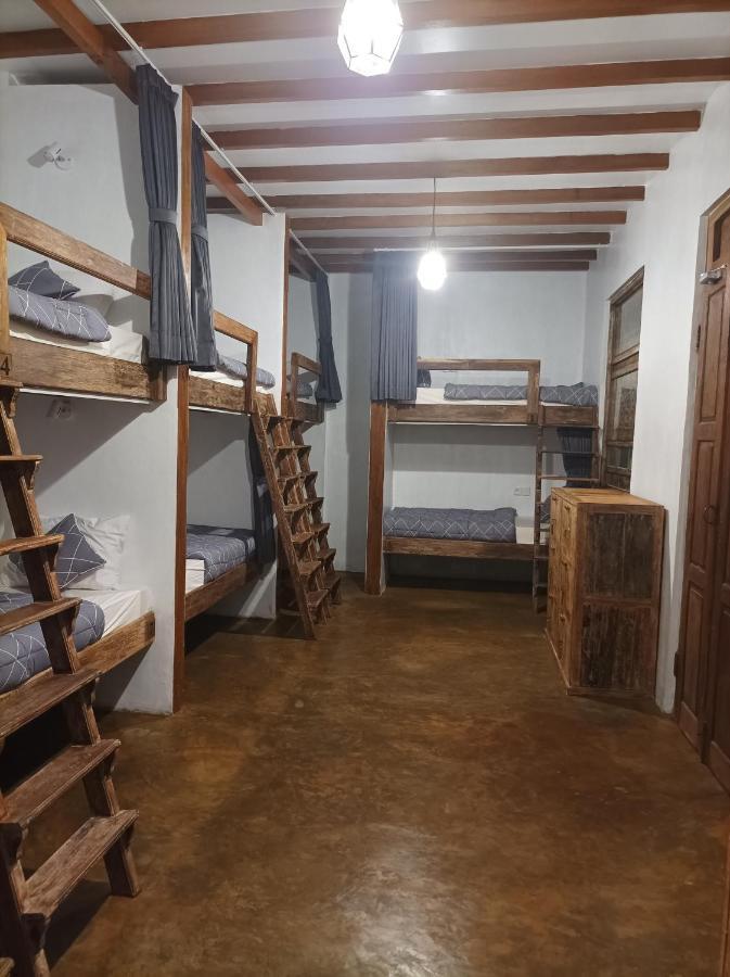 Vin Vin Hostel Убуд Екстериор снимка